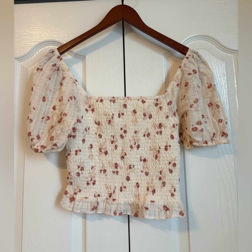 American Eagle Outfitters Cream Floral Smocked Blouse
